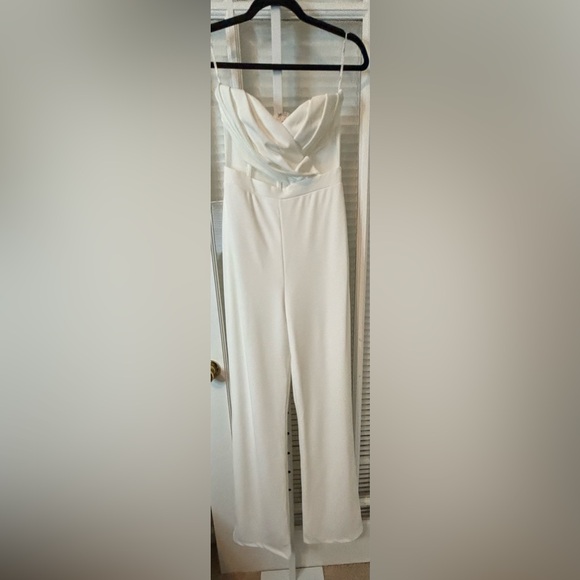 Lulu’s Strapless Halter Jumpsuit-Size Small - Picture 6 of 16